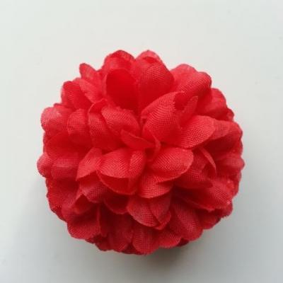Fleur  pompon en tissu rouge  50mm