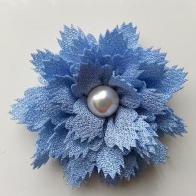 fleur en tissu centre perle 60 mm bleu