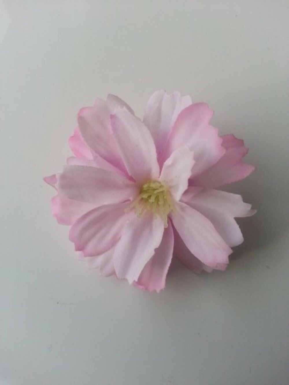 2420912 fleur en tissu rose pale 40mm 1