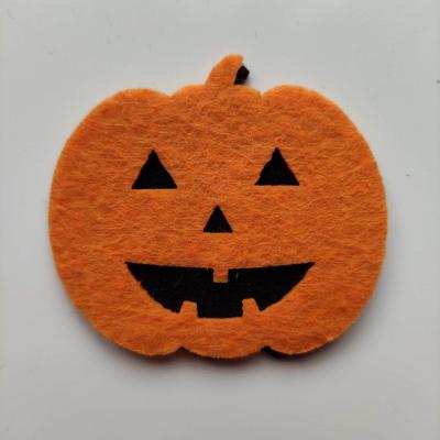 citrouille halloween en feutrine orange et noir  55*50mm (2)