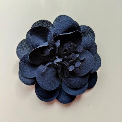 fleur mousseline avec pistils  60mm bleu marine