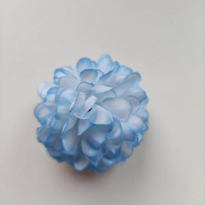 fleur  pompon en tissu bleu et blanc  50mm