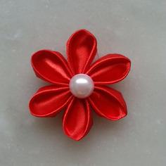 Fleur de satin 5 cm pétales ronds rouge