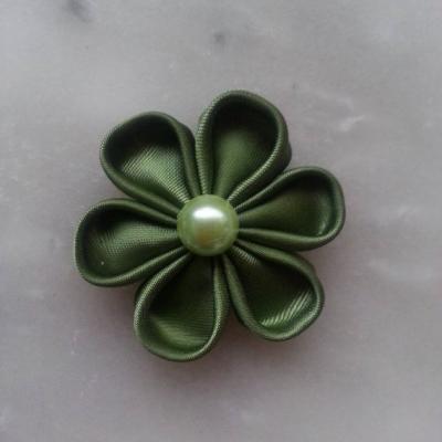 Fleur de satin 5 cm pétales ronds vert kaki