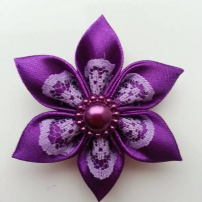 Fleur satin violet et dentelle mauve  5cm