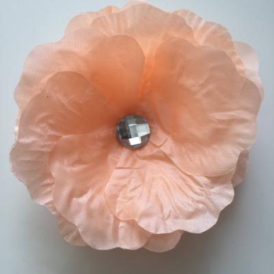 Fleur en tissu pêche et strass 90mm