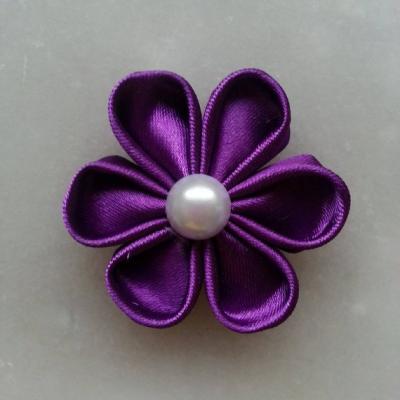 Fleur de satin 5 cm pétales ronds violet