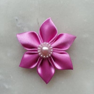 Fleur satin unie  5cm pétales pointus mauve rose