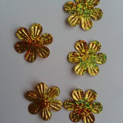 Lot de 5 sequins fleurs 35mm  à reflets jaune