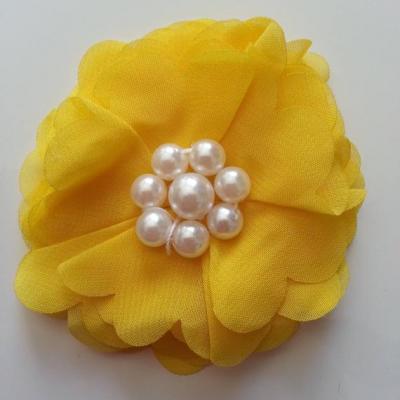 fleur mousseline et perles 70mm jaune