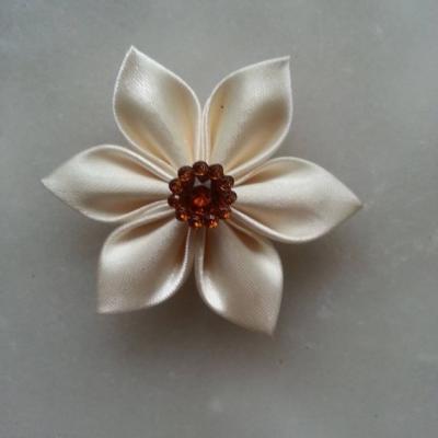 Fleur satin  5cm ivoire