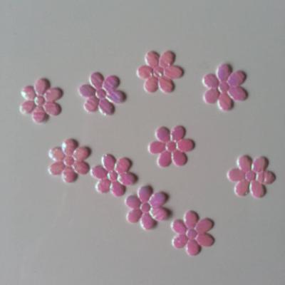 lot de 10 petites fleurs irisées rose    12mm