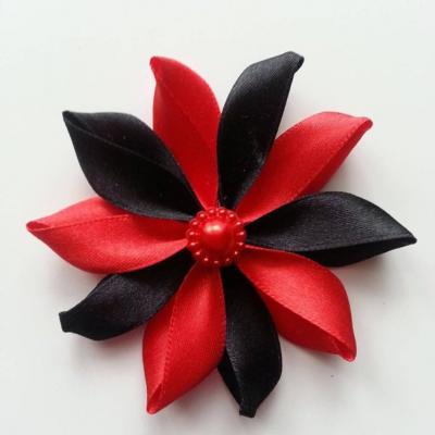 Fleur de satin bicolore 7,5cm rouge et noire