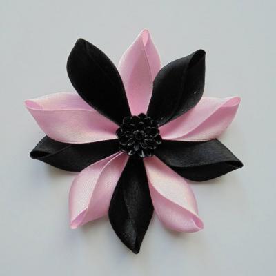 Fleur de satin bicolore 7,5cm noir et rose