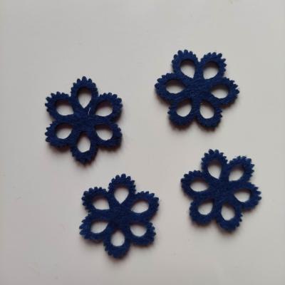 lot de 4 fleurs en feutrine bleu marine 30mm (1)