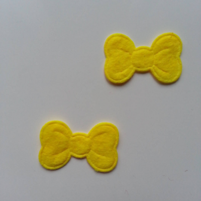 Lot de 2 appliques noeuds feutrine   28*18mm jaune