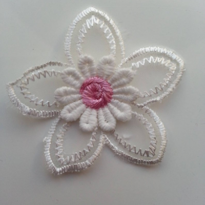 Double fleur en dentelle   50mm blanche et rose