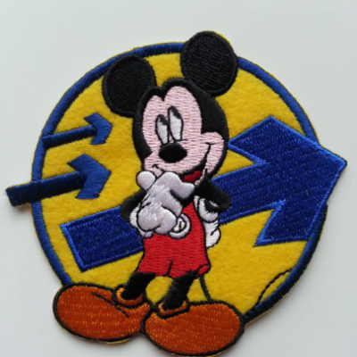 Ecusson , patch  à repasser  souris mickey 95*85mm