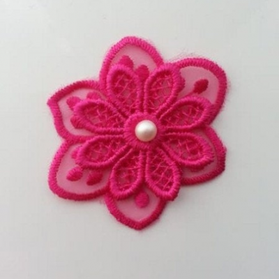 Fleur en dentelle 60mm rose fuchsia